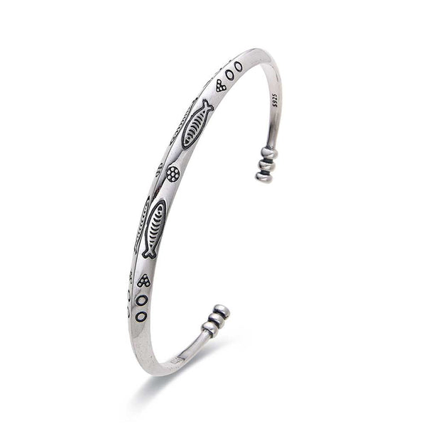 Elegant 925 sterling silver bracelet with engraved ocean fish and patterns