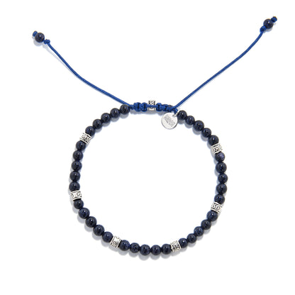 Quartz sandstone bracelet arranged in a circle with adjustable cord

